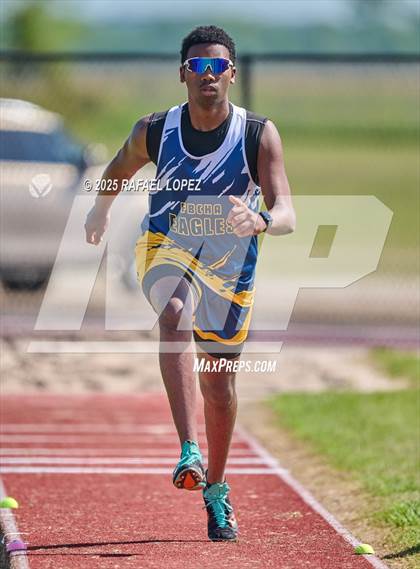 Thumbnail 3 in Lake Houston Conquerors Invitational (Triple Jump) photogallery.