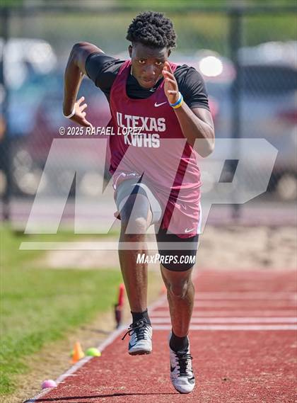 Thumbnail 2 in Lake Houston Conquerors Invitational (Triple Jump) photogallery.