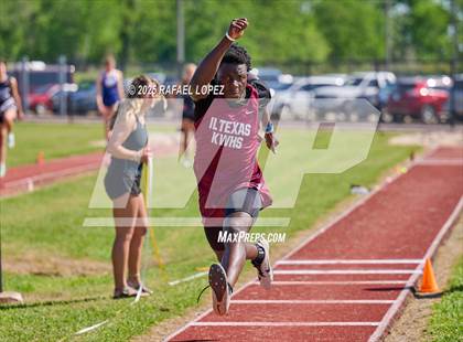 Thumbnail 2 in Lake Houston Conquerors Invitational (Triple Jump) photogallery.