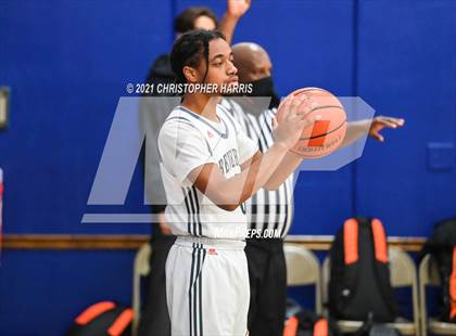 Thumbnail 1 in St. Pius X-St. Matthias Academy vs. Beverly Hills photogallery.