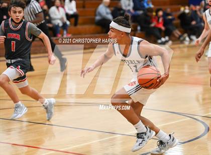 Thumbnail 1 in St. Pius X-St. Matthias Academy vs. Beverly Hills photogallery.