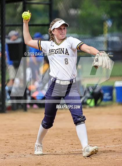 Thumbnail 2 in Regina vs Washington (Varsity Classic) photogallery.