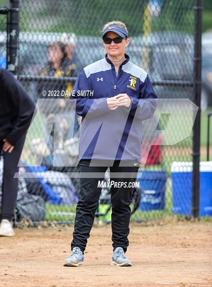 Thumbnail 2 in Regina vs Washington (Varsity Classic) photogallery.