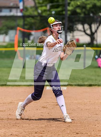 Thumbnail 1 in Regina vs Washington (Varsity Classic) photogallery.
