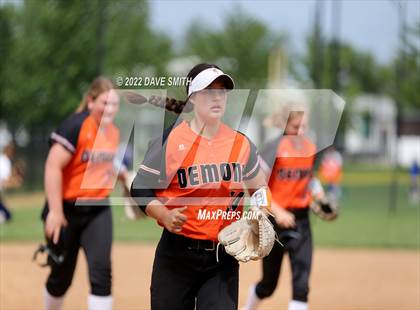 Thumbnail 3 in Regina vs Washington (Varsity Classic) photogallery.