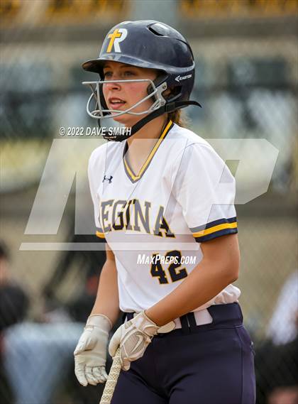 Thumbnail 1 in Regina vs Washington (Varsity Classic) photogallery.