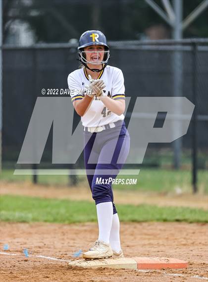 Thumbnail 3 in Regina vs Washington (Varsity Classic) photogallery.