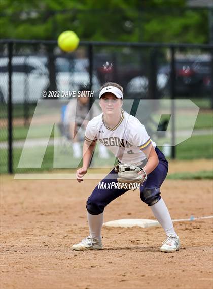 Thumbnail 2 in Regina vs Washington (Varsity Classic) photogallery.