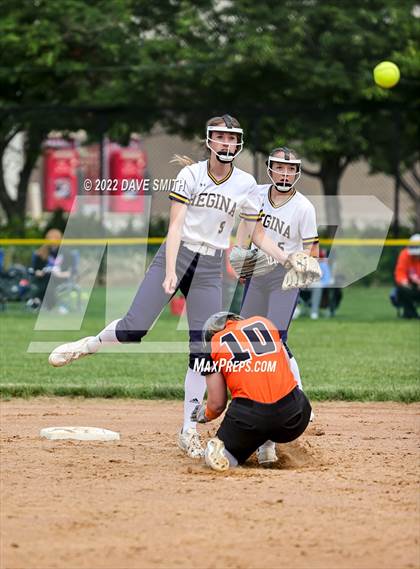Thumbnail 1 in Regina vs Washington (Varsity Classic) photogallery.