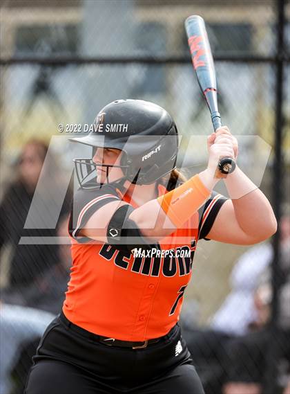 Thumbnail 3 in Regina vs Washington (Varsity Classic) photogallery.