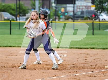Thumbnail 3 in Regina vs Washington (Varsity Classic) photogallery.