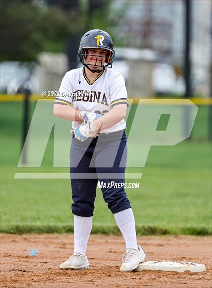 Thumbnail 2 in Regina vs Washington (Varsity Classic) photogallery.