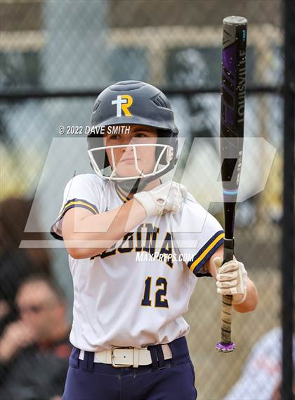 Thumbnail 2 in Regina vs Washington (Varsity Classic) photogallery.