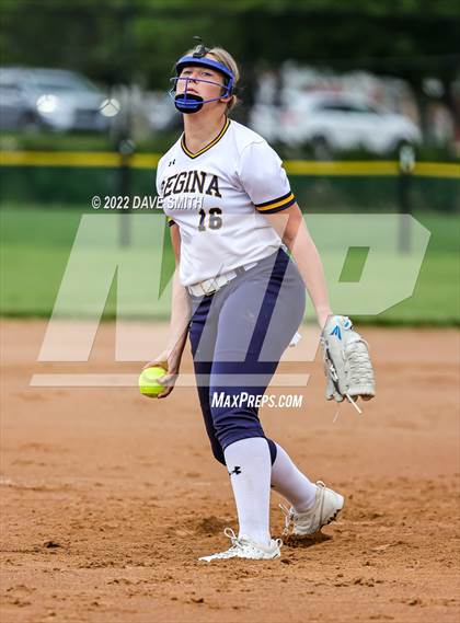 Thumbnail 2 in Regina vs Washington (Varsity Classic) photogallery.