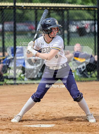Thumbnail 2 in Regina vs Washington (Varsity Classic) photogallery.