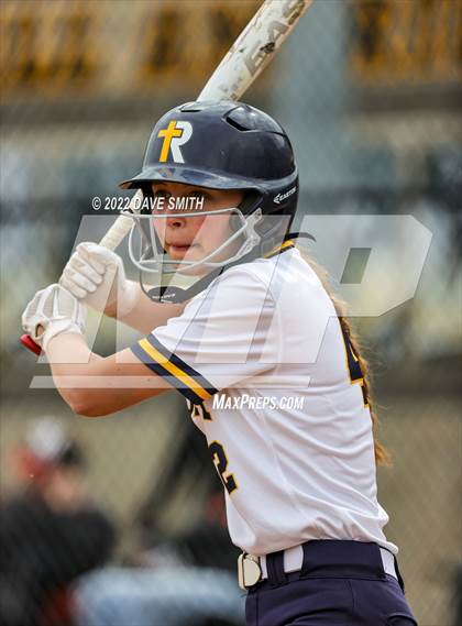 Thumbnail 2 in Regina vs Washington (Varsity Classic) photogallery.