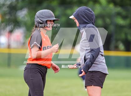 Thumbnail 3 in Regina vs Washington (Varsity Classic) photogallery.
