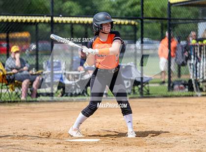 Thumbnail 2 in Regina vs Washington (Varsity Classic) photogallery.