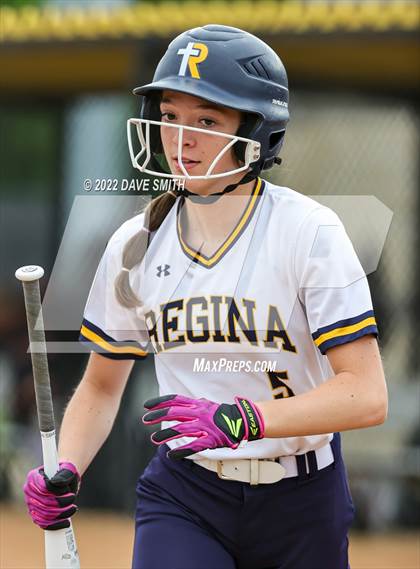 Thumbnail 3 in Regina vs Washington (Varsity Classic) photogallery.