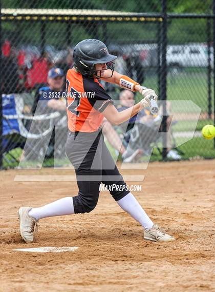 Thumbnail 3 in Regina vs Washington (Varsity Classic) photogallery.