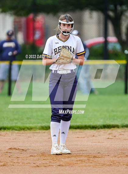 Thumbnail 3 in Regina vs Washington (Varsity Classic) photogallery.