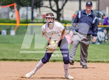 Thumbnail 2 in Regina vs Washington (Varsity Classic) photogallery.
