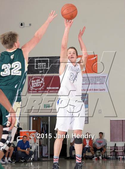 Thumbnail 2 in Edison @ Catalina Foothills (MaxPreps Holiday Classic) photogallery.