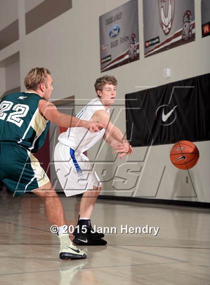 Thumbnail 2 in Edison @ Catalina Foothills (MaxPreps Holiday Classic) photogallery.