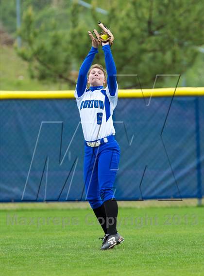 Thumbnail 2 in Bartlett vs Bolton (TSSAA District Playoff) photogallery.