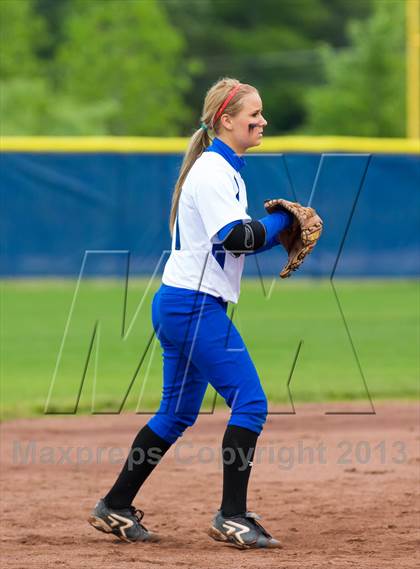 Thumbnail 2 in Bartlett vs Bolton (TSSAA District Playoff) photogallery.