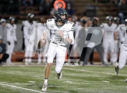 Thumbnail 3 in Edmond Santa Fe @ Mustang (OSSAA 6A-1 Round 1 Playoff) photogallery.