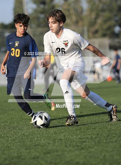 Thumbnail 2 in Taft vs Birmingham photogallery.