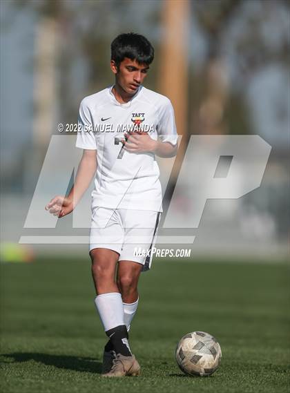 Thumbnail 2 in Taft vs Birmingham photogallery.