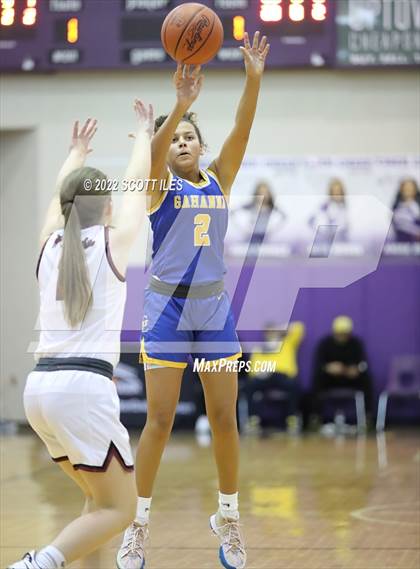 Thumbnail 1 in Lincoln vs. Newark (OGBR Classic in the City) photogallery.