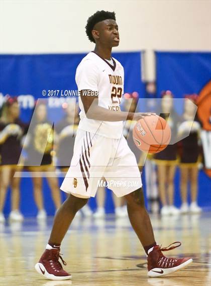 Thumbnail 2 in Christ the King vs Mt. Vernon (SNY Invitational) photogallery.