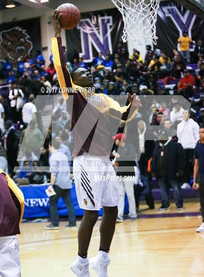 Thumbnail 1 in Christ the King vs Mt. Vernon (SNY Invitational) photogallery.