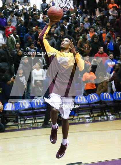 Thumbnail 3 in Christ the King vs Mt. Vernon (SNY Invitational) photogallery.