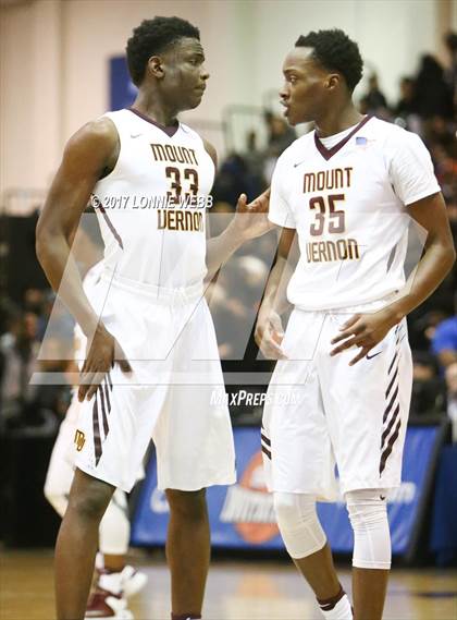 Thumbnail 1 in Christ the King vs Mt. Vernon (SNY Invitational) photogallery.