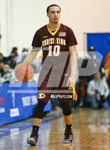 Thumbnail 2 in Christ the King vs Mt. Vernon (SNY Invitational) photogallery.