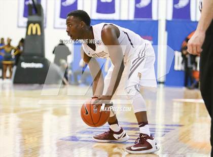 Thumbnail 2 in Christ the King vs Mt. Vernon (SNY Invitational) photogallery.