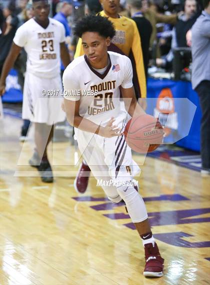 Thumbnail 3 in Christ the King vs Mt. Vernon (SNY Invitational) photogallery.