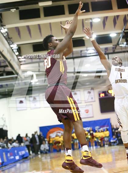 Thumbnail 2 in Christ the King vs Mt. Vernon (SNY Invitational) photogallery.