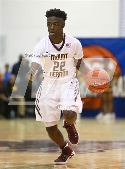 Thumbnail 3 in Christ the King vs Mt. Vernon (SNY Invitational) photogallery.