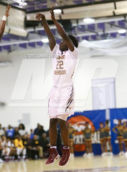 Thumbnail 3 in Christ the King vs Mt. Vernon (SNY Invitational) photogallery.