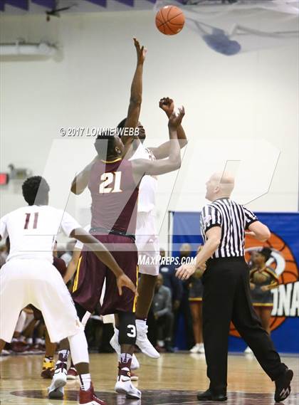 Thumbnail 1 in Christ the King vs Mt. Vernon (SNY Invitational) photogallery.