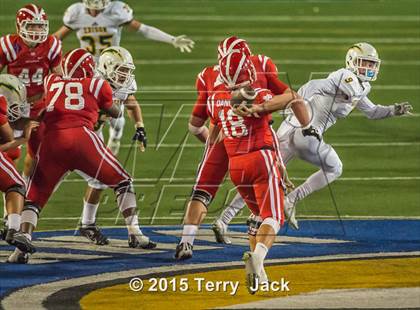 Thumbnail 3 in Edison vs. Mater Dei  photogallery.