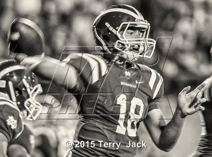 Thumbnail 2 in Edison vs. Mater Dei  photogallery.