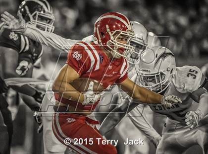 Thumbnail 1 in Edison vs. Mater Dei  photogallery.