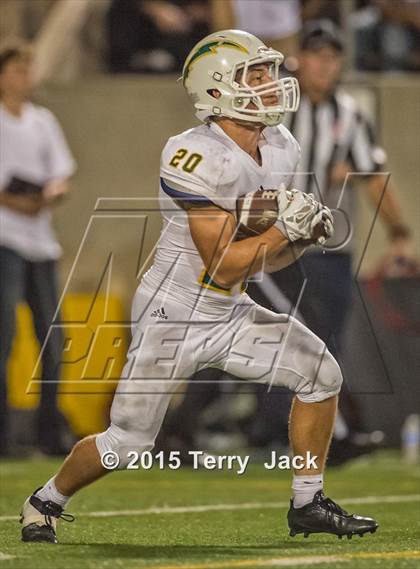 Thumbnail 1 in Edison vs. Mater Dei  photogallery.