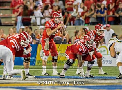 Thumbnail 2 in Edison vs. Mater Dei  photogallery.